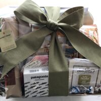 West Coast Basket - large - bumble B design - a gift basket with excellent sweet & savory west coast snacks